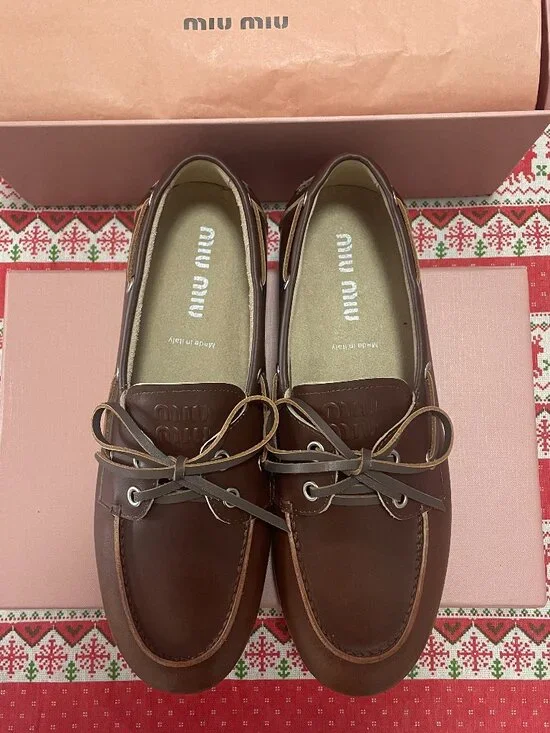 Elegant Miu Miu Brown Leather Women's Boat Shoes - Picture 1 of 9
